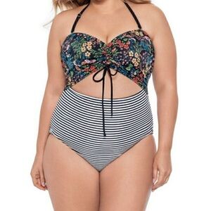 One Piece Swimsuit Size 2X (20W-22W) NWT Halter
